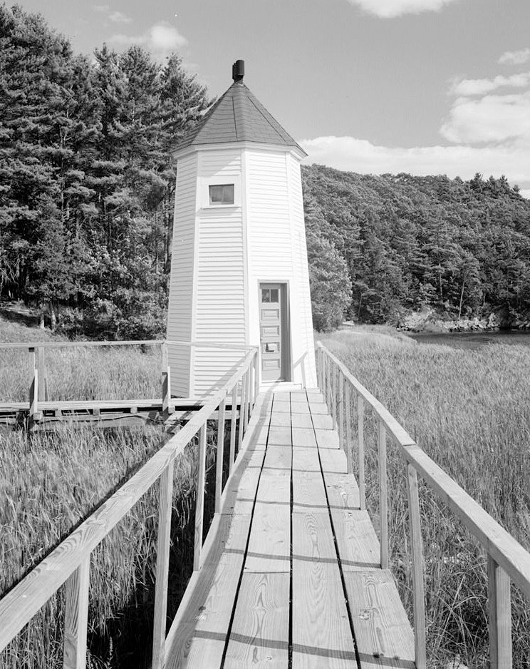 Kennebec River Lighthouse, Bath Maine Southern Light Tower Southwestern and West Sides (1989)