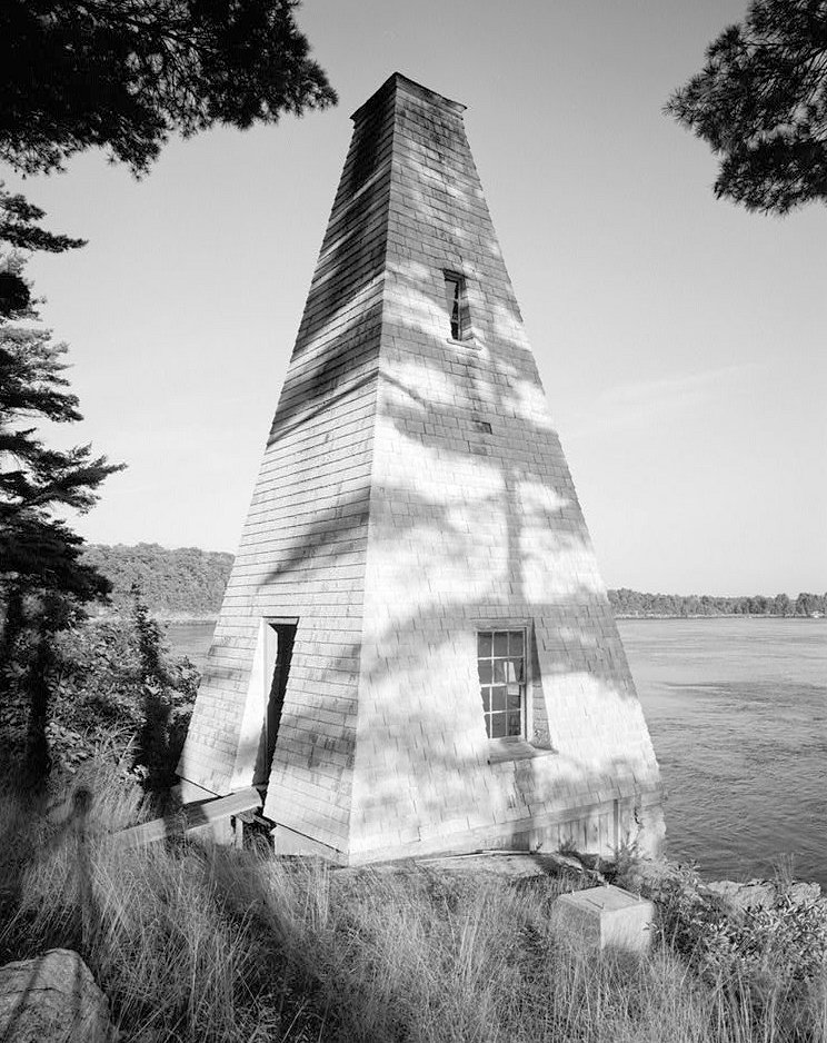 Kennebec River Lighthouse, Bath Maine Fog Signal Tower Northwest and Southwest Sides (1989)
