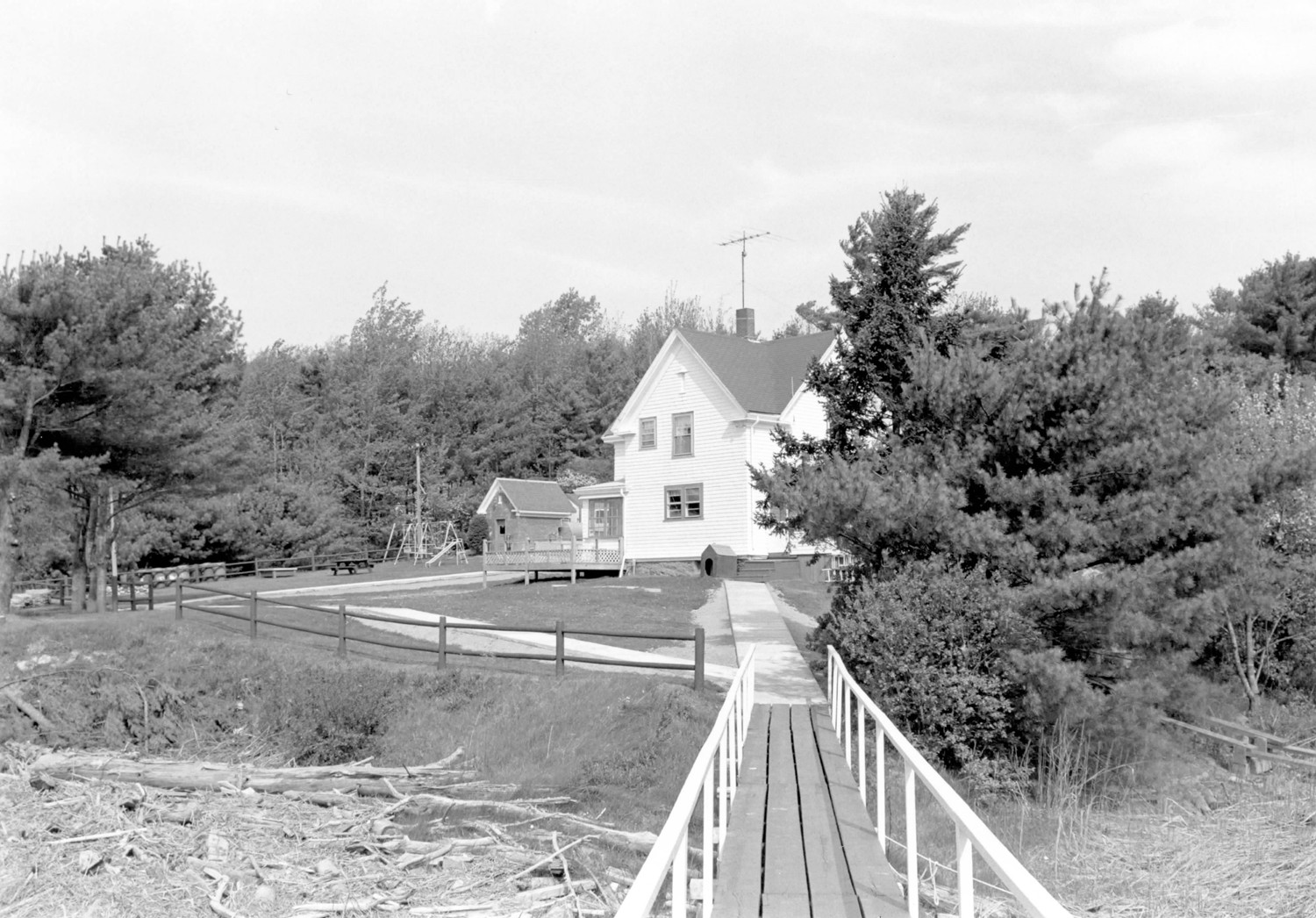 Kennebec River Lighthouse, Bath Maine View from east (1987)
