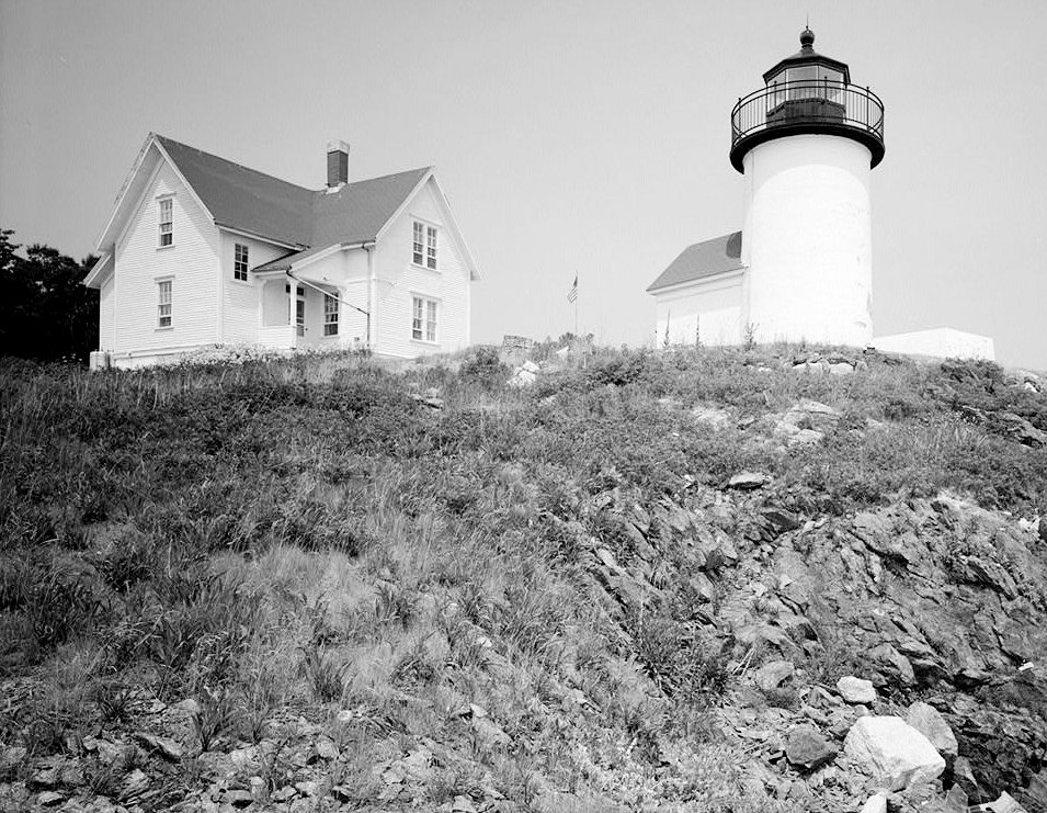 Curtis Island Light, Camden Maine Keeper's House and Light Tower (1991)