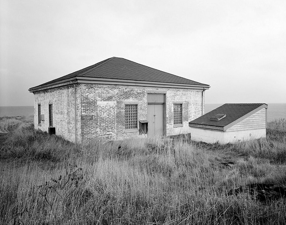Seguin Island Light Station, Georgetown Maine Fog Signal House and Single House East and North Sides (1991)