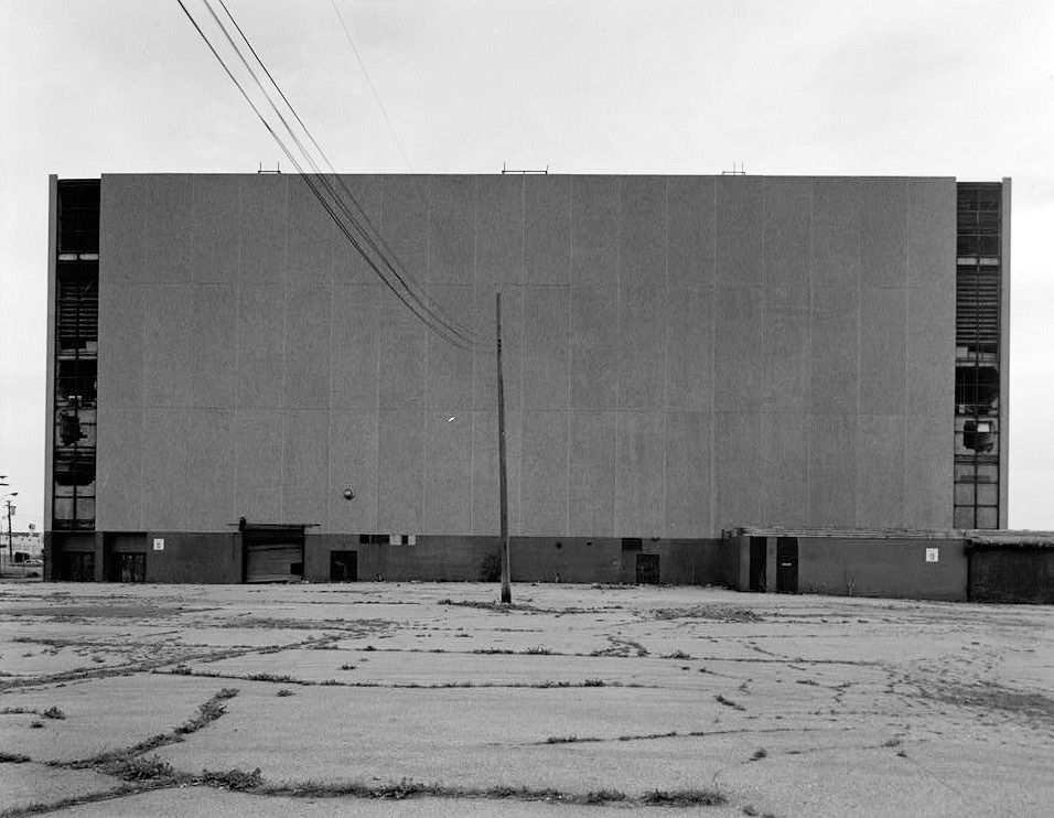 Olympia Arena (Olympia Stadium), Detroit Michigan NORTHEAST FACADE, LOOKING NORTHWEST 1986