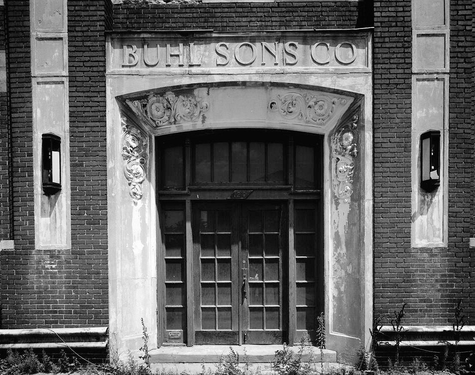 Buhl Sons Company Complex (Adair Street Warehouse), Detroit Michigan VIEW EAST, OFFICE BUILDING, ENTRANCE DETAIL 