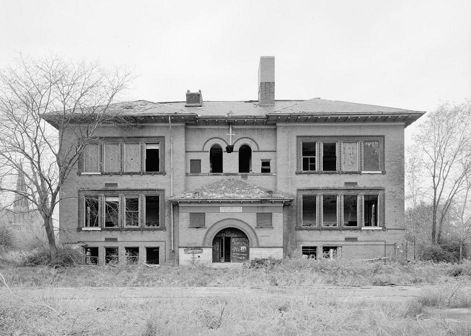 David Preston School, Detroit Michigan 1998 EAST FRONT
