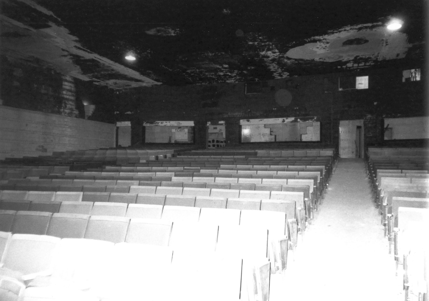 Alger Theater, Detroit Michigan Looking from stage to rear of auditorium (2004)