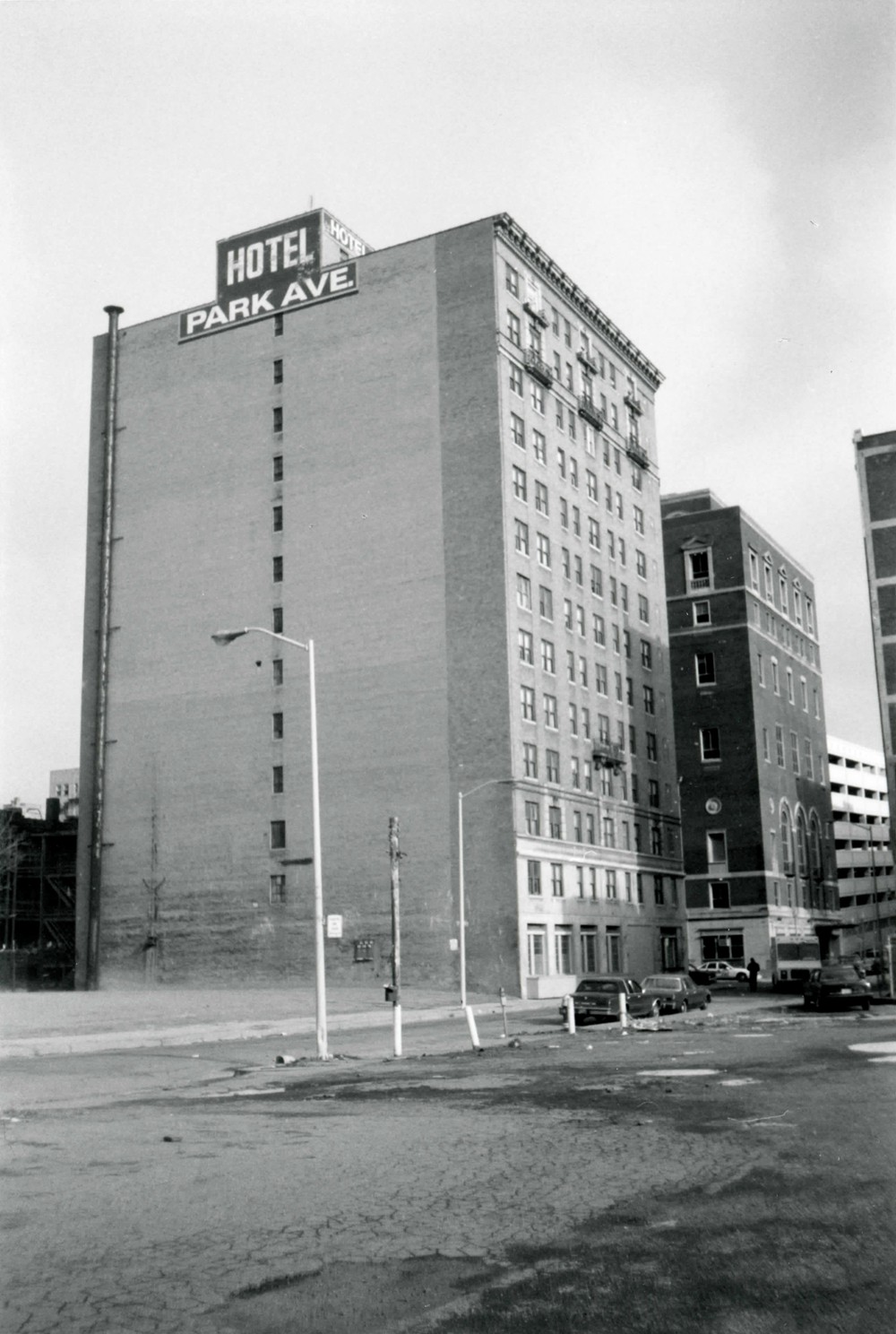 Royal Palm Hotel - Park Avenue House, Detroit Michigan South corner (1996)