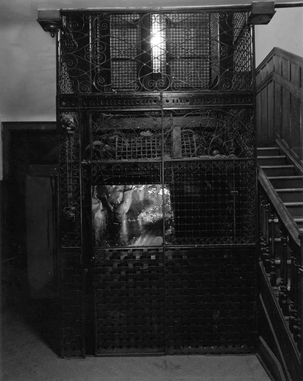 Verona Apartments, Detroit Michigan Interior Elevator (1984)