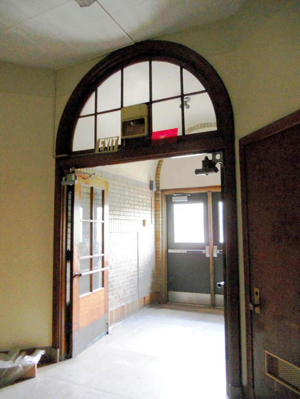 Eastern Avenue School, Grand Rapids Michigan Entry vestibule, ground floor (2012)