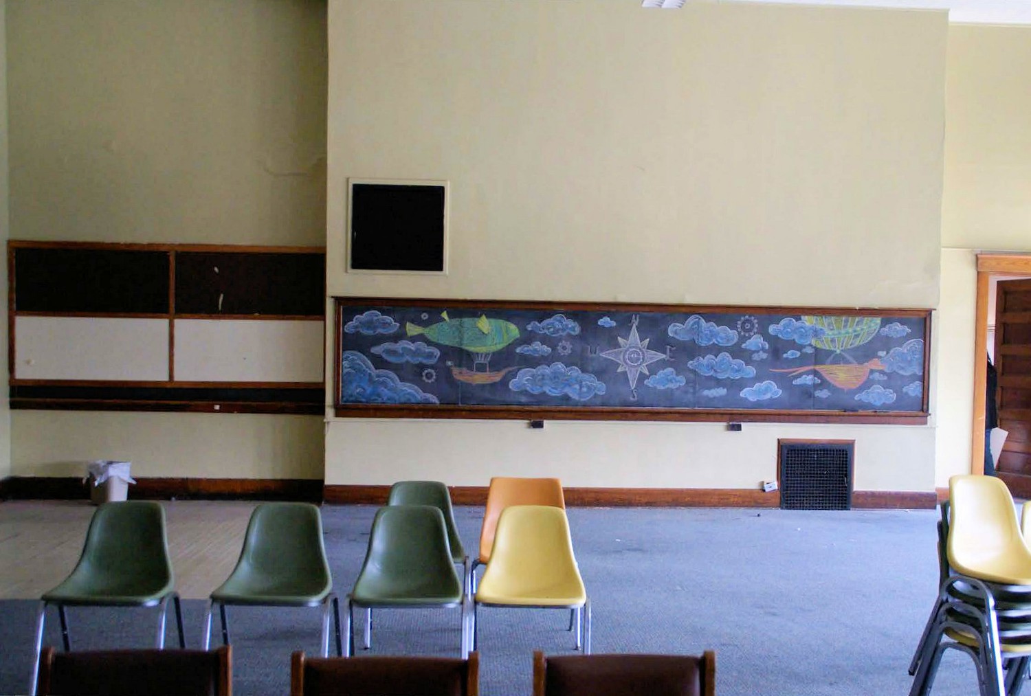 Genesee Street School, Lansing Michigan Assembly room, 1912 school, showing blackboards and trim (2013)