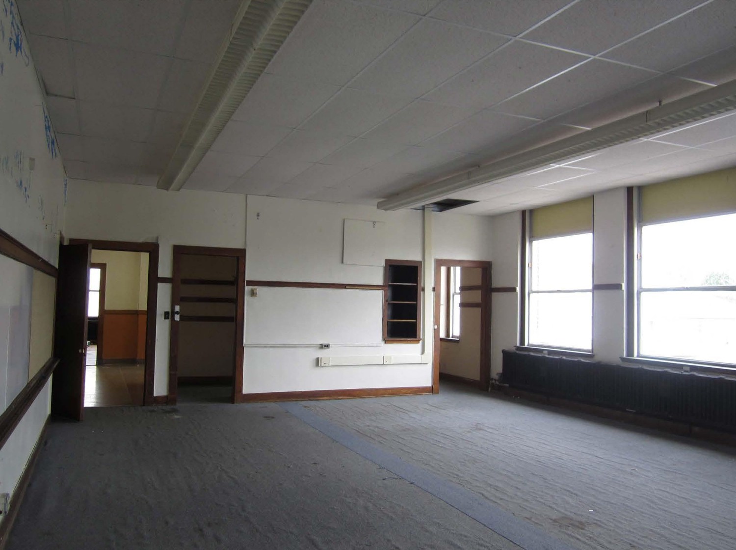 Lincoln School, Owosso Michigan Second floor northeast classroom looking west toward cloak room and corridor (2014)