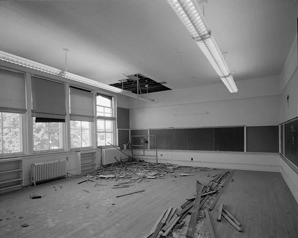 Frederika Bremer Intermediate School, Minneapolis Minnesota Classroom 303 (second floor).  View to northwest.  Other classrooms in east and west wings are similar