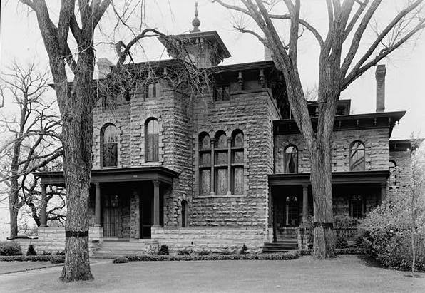 James C. Burbank House (Livingston-Griggs House), St. Paul Minnesota PERSPECTIVE VIEW OF MAIN ELEVATION, TAKEN FROM NORTHWEST