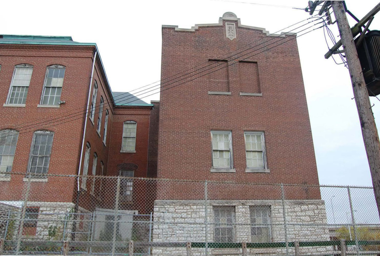 Gratiot School, St. Louis Missouri South Wing looking East at West Elevation (2015)