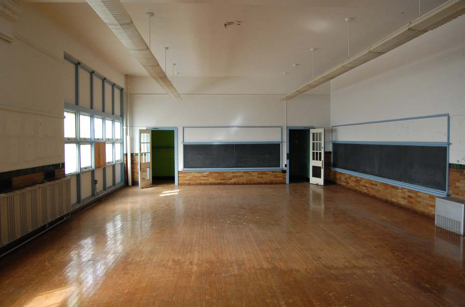 Gratiot School, St. Louis Missouri First Floor Classroom, South Wing Looking South (2015)