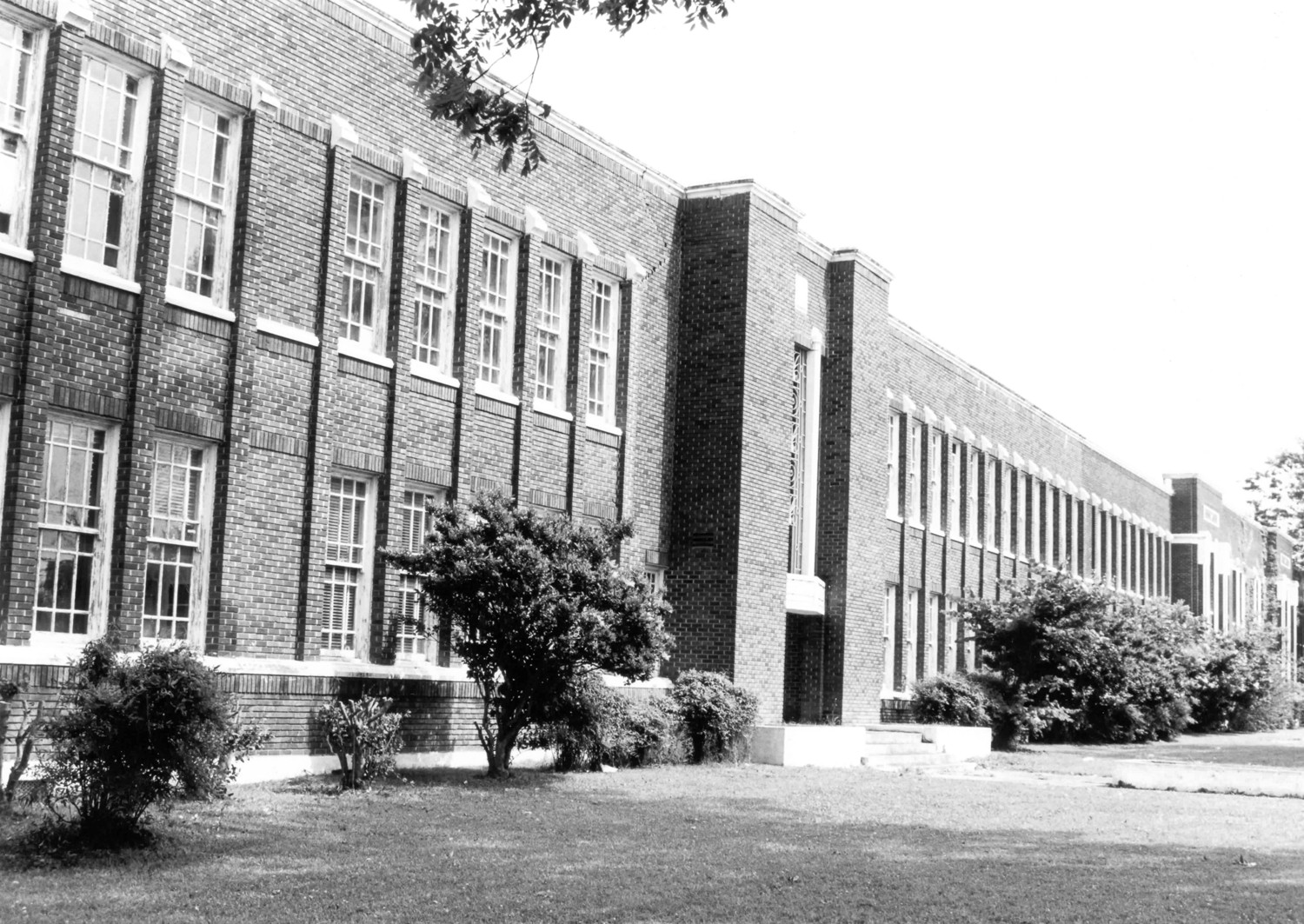 Canton High School, Canton Mississippi Facade, camera facing southeast (1998)