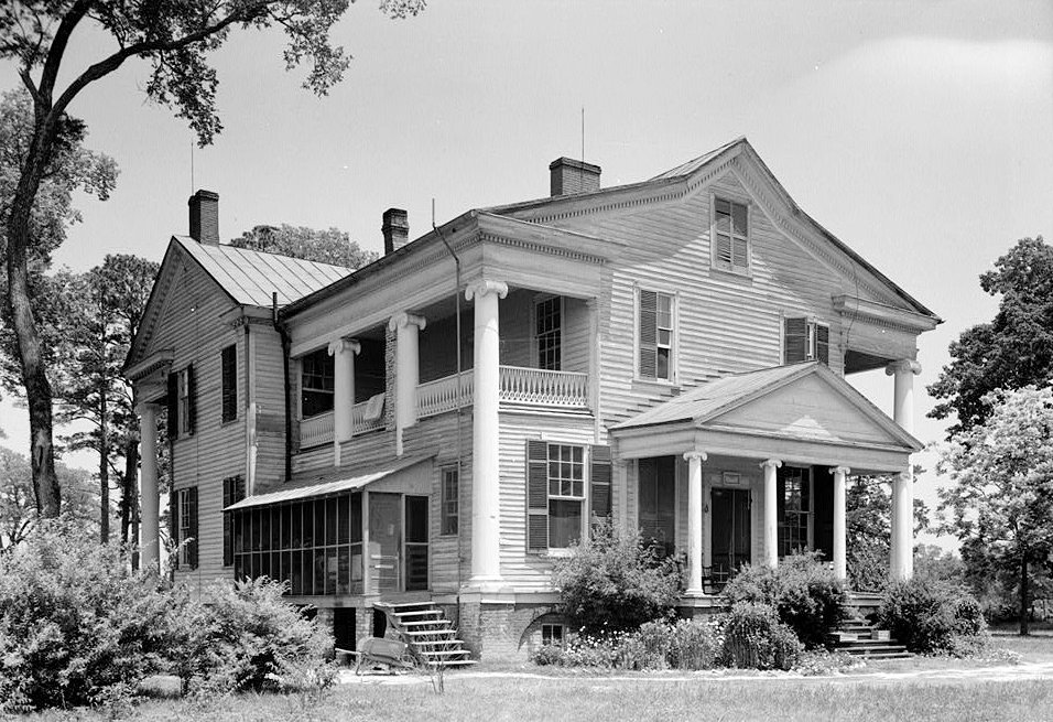 Athol Plantation House, Edenton North Carolina Southwest elevation (1940)