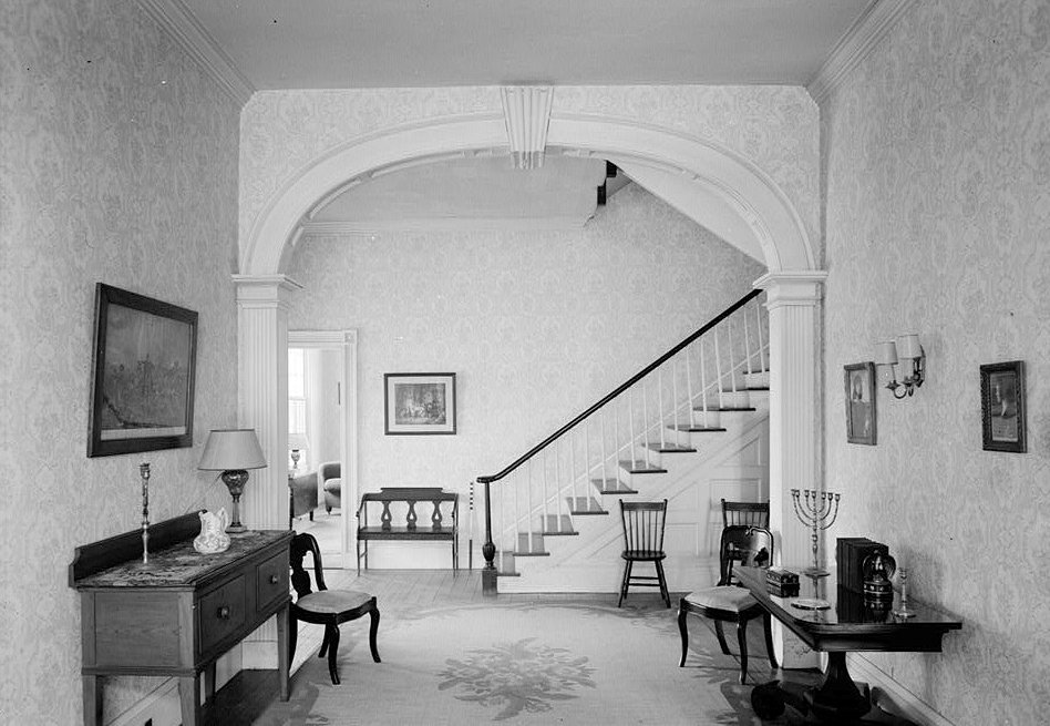 Athol Plantation House, Edenton North Carolina Stair hall, first floor (1940)