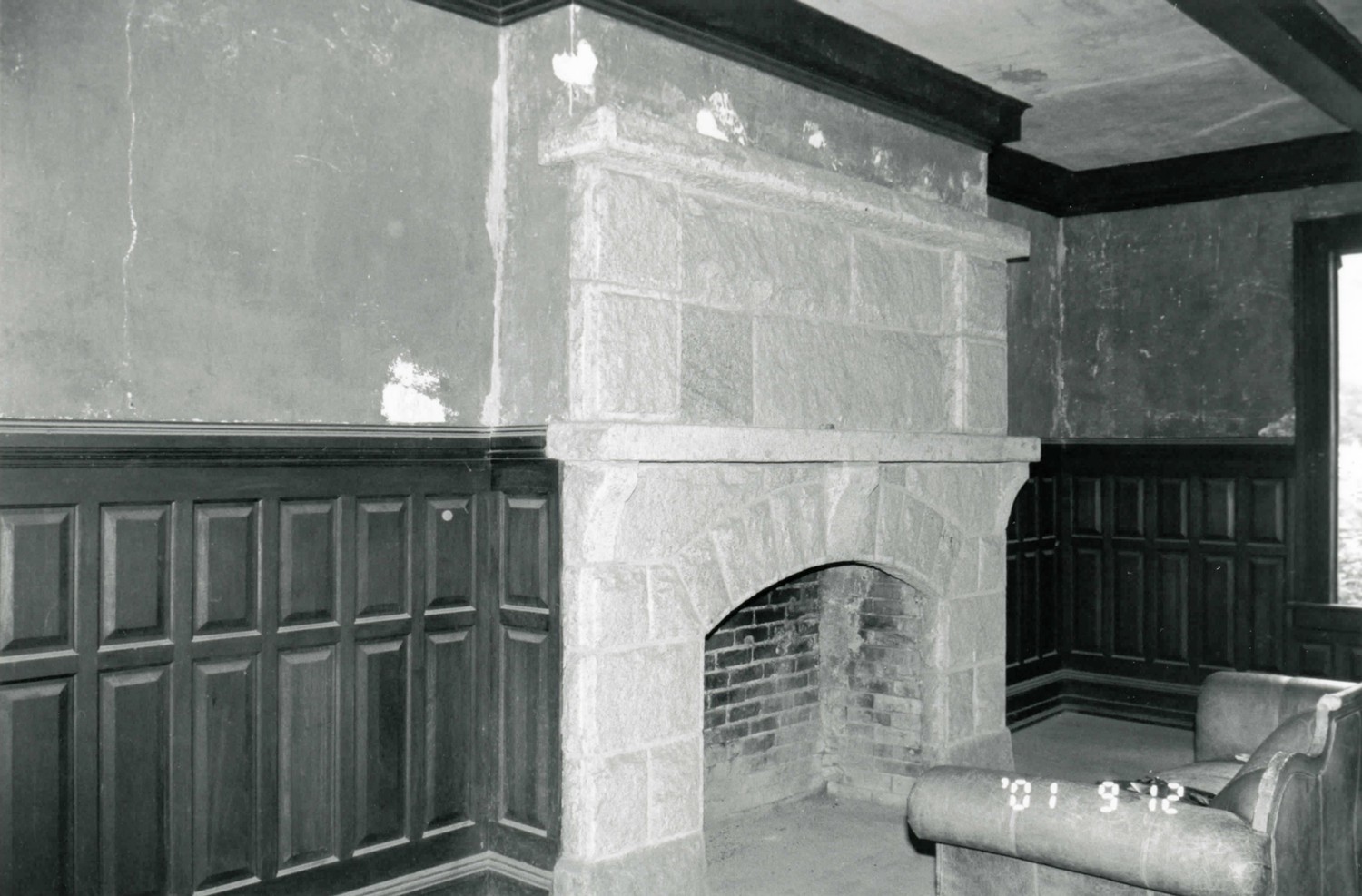 Alden and Thomasene Howell House, Waynesville North Carolina Living room mantel and wainscot (2001)