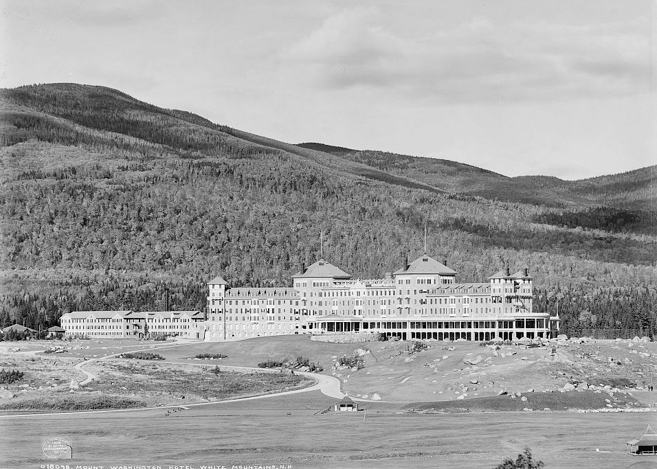 Mount Washington Hotel, White Mountains, Bretton Woods New Hampshire 1905 Presidential Range from Maine Central Railroad