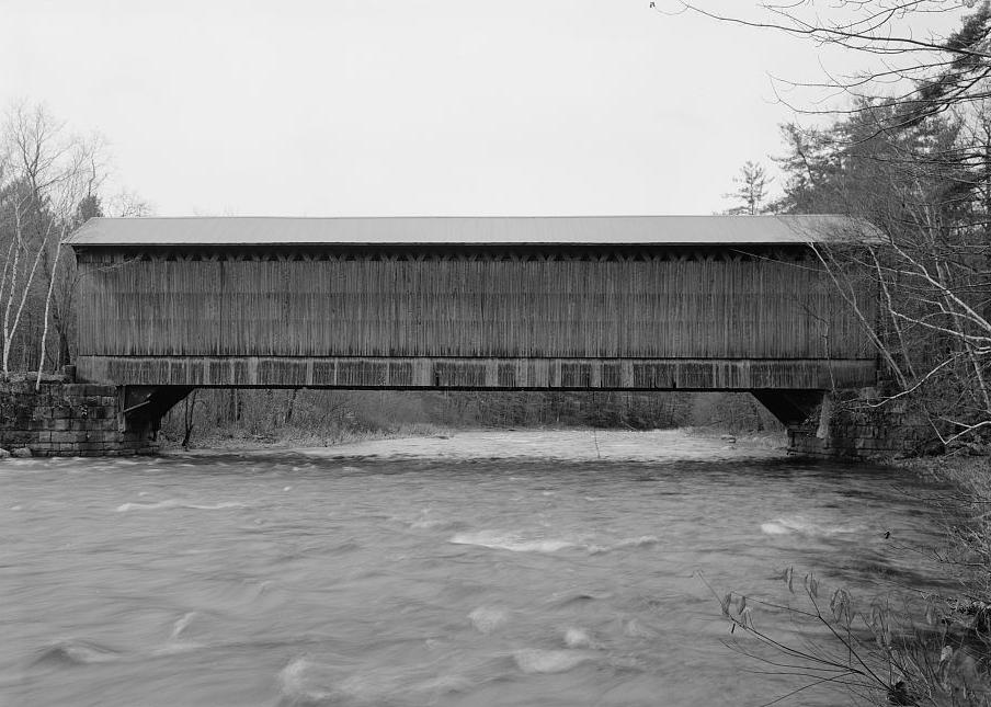 Wrights Covered Bridge, Claremont New Hampshire UPSTREAM ELEVATION, LOOKING SOUTH. 