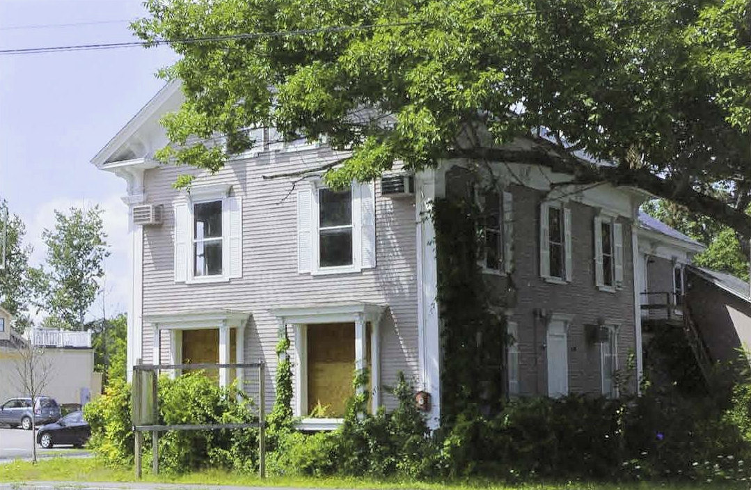 Hathaway House, Laconia New Hampshire East and north elevations (2014)