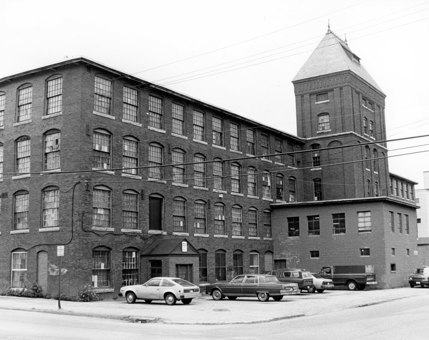 Hoyt Shoe Company Factory, Manchester New Hampshire Looking southwest at the north front facade of Factory 2 (1985)