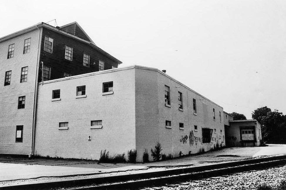 Perkins & Jones Shoe Factory, Rochester New Hampshire Modern addition, south and east walls (2005)