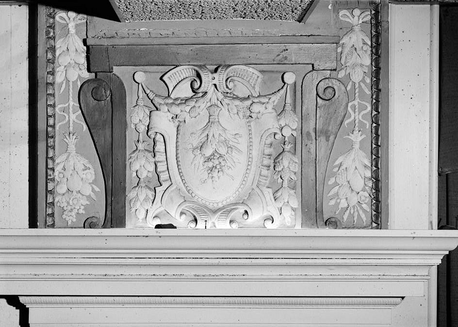Dennis Hotel, Atlantic City New Jersey DETAIL OF DECORATIVE PLASTER SHIELD ABOVE THE PILASTERS IN THE COFFEE SHOP