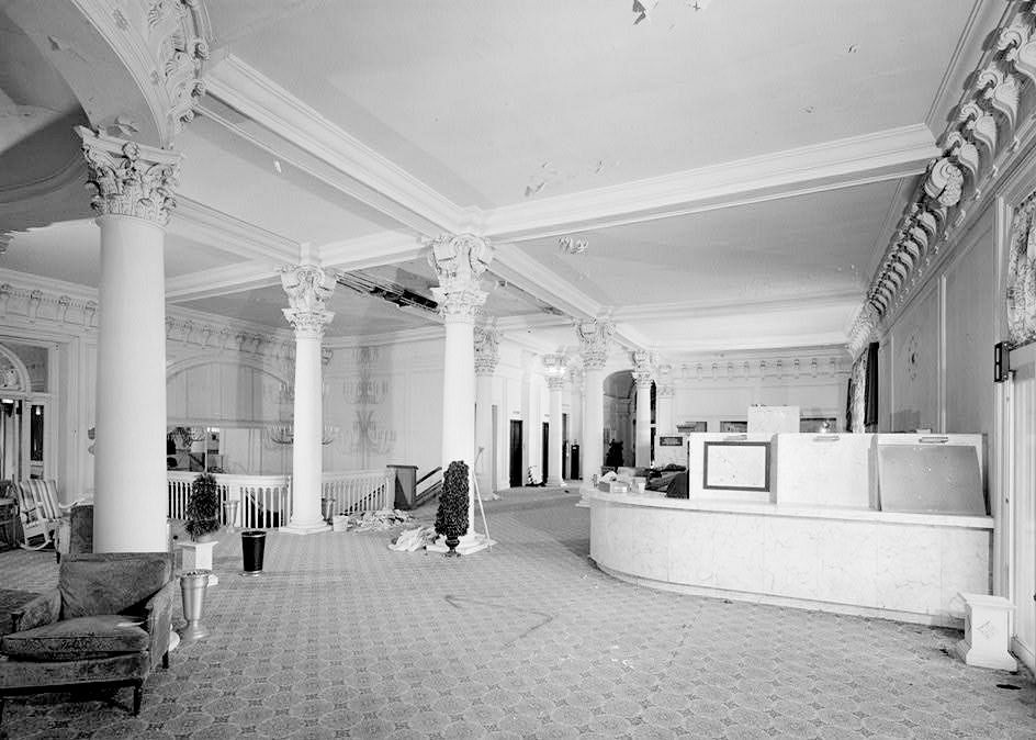 Marlborough Hotel, Atlantic City New Jersey VIEW OF THE RECEPTION DESK AND THE EXCHANGE