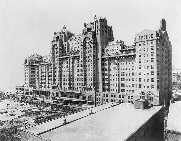 Traymore Hotel, Atlantic City New Jersey 1920