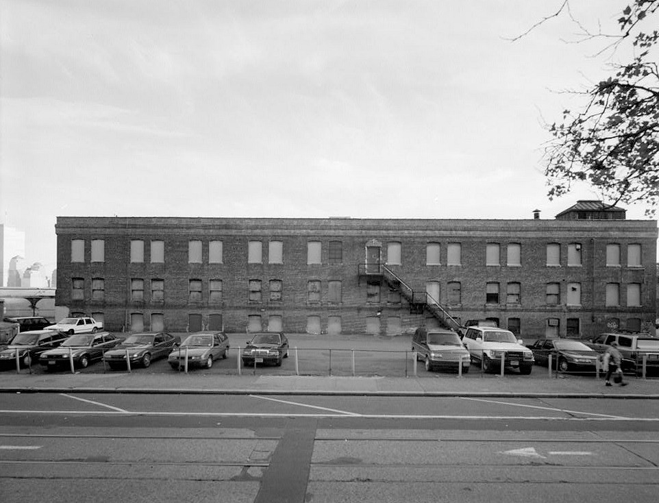 Hudson and Manhattan Railroad Repair Shops, Hoboken New Jersey 1995 VIEW SOUTH, NORTH ELEVATION