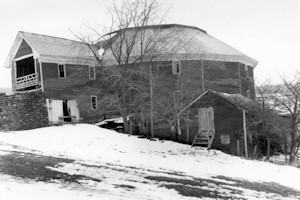 McArthur-Martin Hexadecagon Barn, Bloomville New York