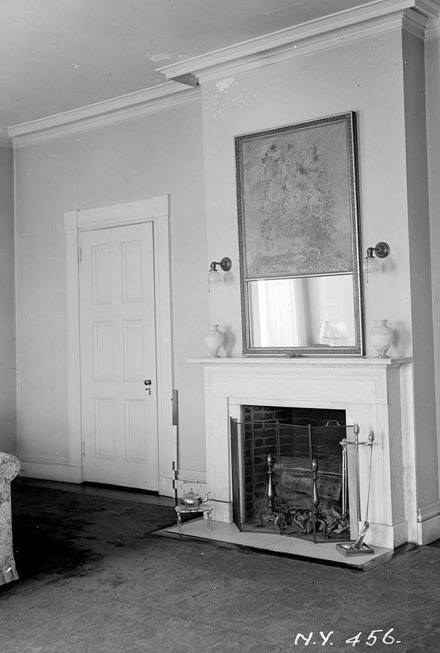 Bartow-Pell Mansion, Bronx New York 1936 SOUTHEAST BED ROOM.
