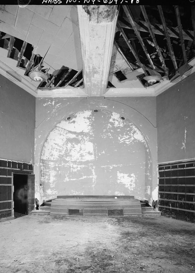 Cyclorama Building, Buffalo New York 1987  FIRST FLOOR, LECTURE ROOM, LOOKING WEST