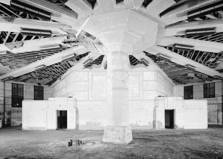Cyclorama Building, Buffalo New York 1987  FIRST FLOOR, MAIN ROOM, LOOKING EAST, DETAIL OF CENTRAL SUPPORT AND INTERIOR FACADE