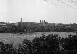 Harmony Manufacturing Company Mill #3 (Mastodon Mill), Cohoes New York
