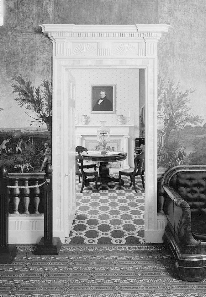 Lindenwald Mansion - Martin Van Buren House, Kinderhook New York INTERIOR, FIRST FLOOR, DETAIL VIEW OF DOOR LOOKING FROM HALL INTO PARLOR IN THE EASTERN CORNER OF THE HOUSE