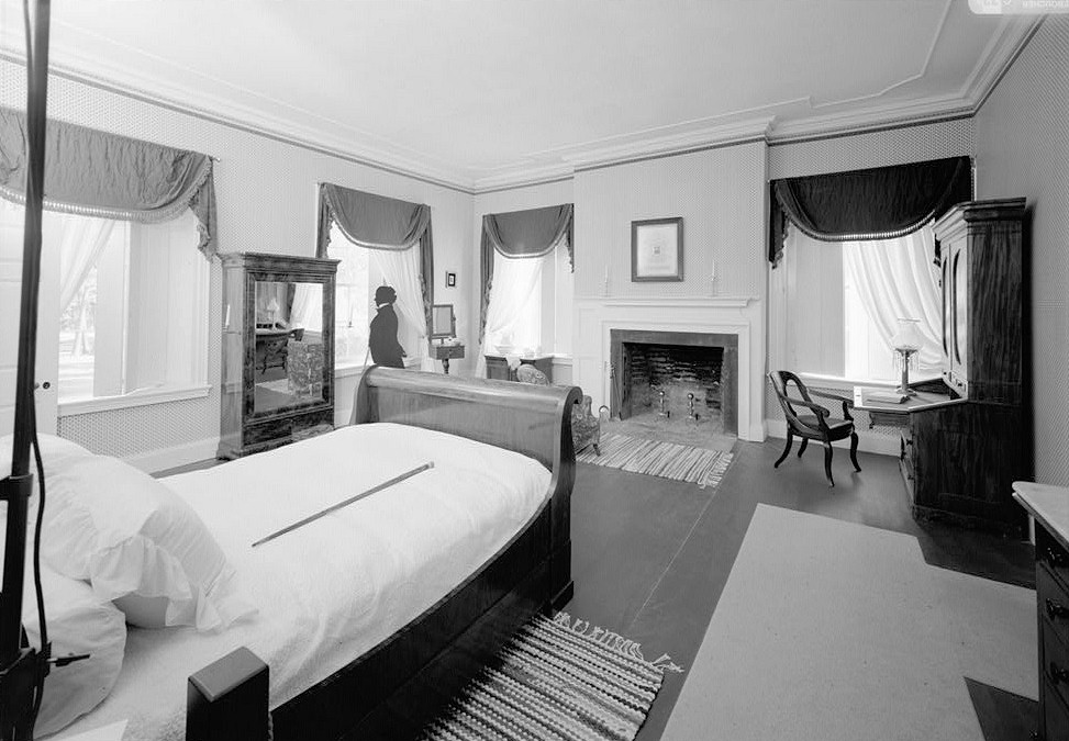 Lindenwald Mansion - Martin Van Buren House, Kinderhook New York INTERIOR, SECOND FLOOR, VIEW OF VAN BUREN'S BEDROOM (ROOM 209) LOOKING FROM THE NORTH