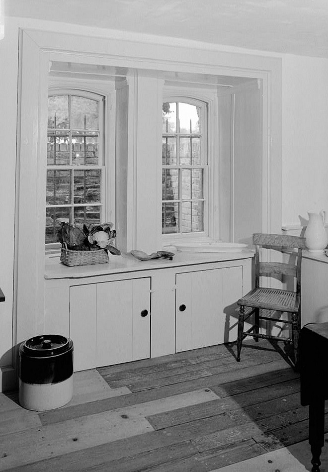 Lindenwald Mansion - Martin Van Buren House, Kinderhook New York INTERIOR, BASEMENT, VIEW OF THE SOUTHWEST WINDOW IN ROOM 006