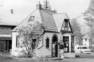 Liebler-Rohl Gasoline Station, Lancaster New York