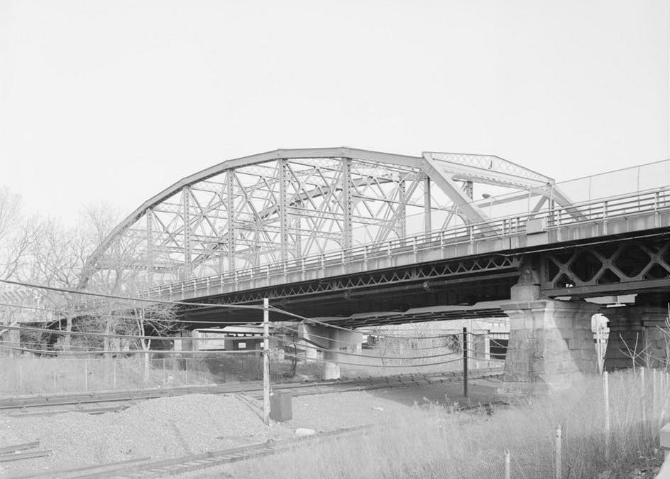 Macombs Dam Bridge, New York City New York 1994 North elevation of camelback truss span