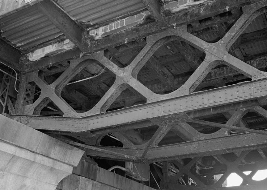Macombs Dam Bridge, New York City New York 1994 Detail view of end of span 38 trusses at pier 37