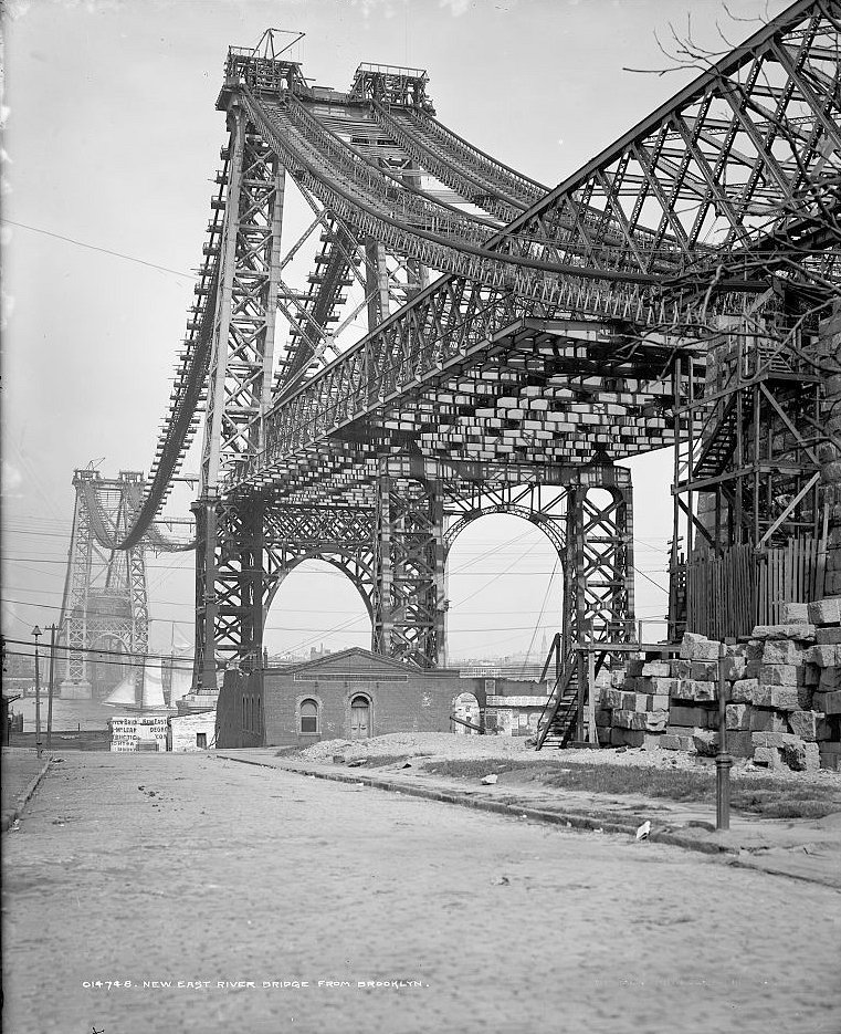 Williamsburg Bridge, New York New York New East River bridge from Brooklyn (1904)