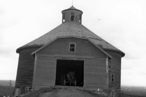 Zoller-Frasier Round Barn, Newville New York
