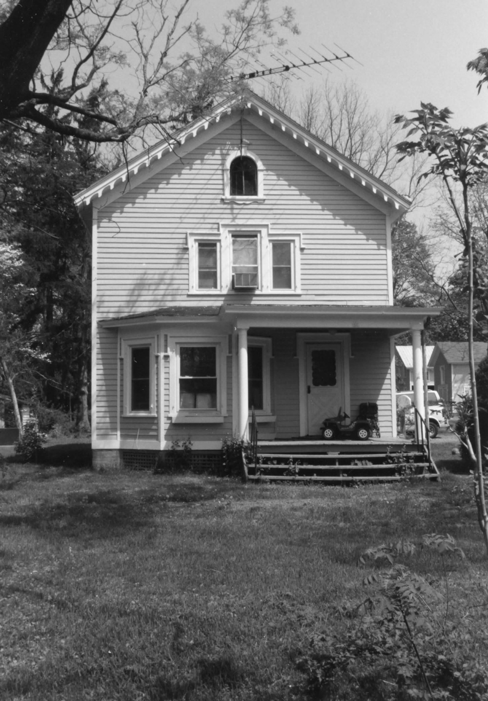 Maple Grove, Poughkeepsie New York Upper farmhouse looking north (2000)
