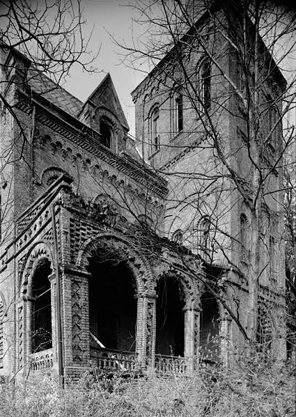 Wyndclyffe Mansion (Linden Grove), Rhinebeck New York VIEW FROM SOUTHWEST SHOWING WEST PORTION OF SOUTH FRONT AND PORCH DETAIL