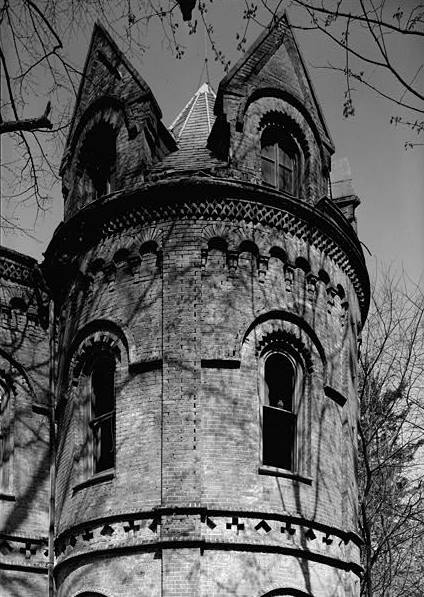 Wyndclyffe Mansion (Linden Grove), Rhinebeck New York DETAIL, TOP OF ROUND TOWER/BAY LOOKING NORTHWEST