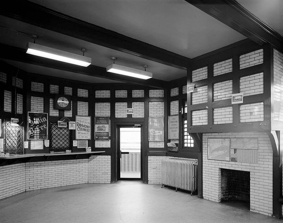 Scarsdale Railroad Station, Scarsdale New York 1988 VIEW (INTERIOR) TOWARD TRACKS, INBOUND STATION