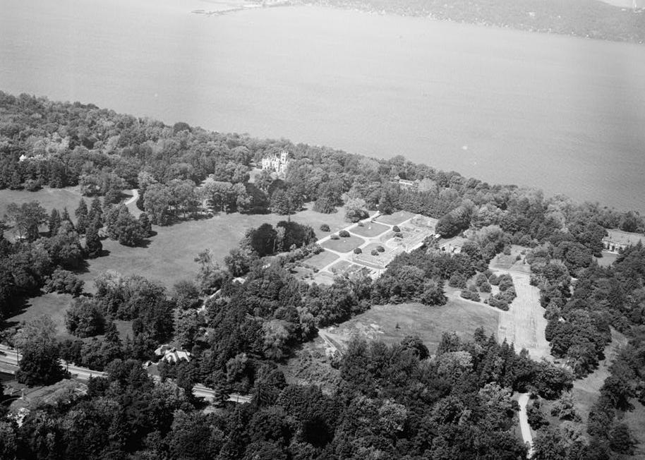 Lyndhurst Mansion, Tarrytown New York AERIAL VIEW OF PROPERTY FROM NORTHEAST