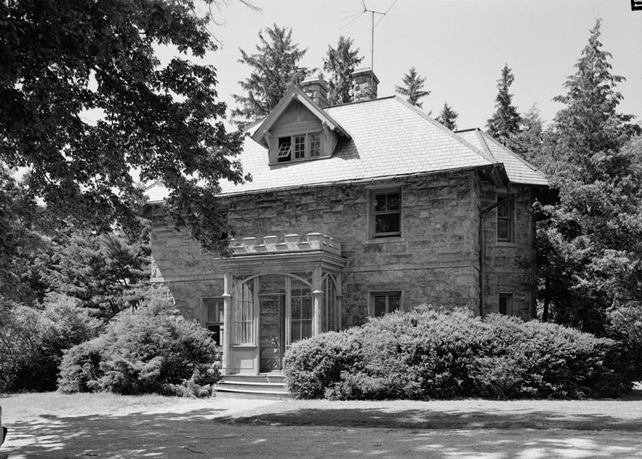 Lyndhurst Mansion - Jay Gould Estate, Tarrytown New York VIEW OF STONE DEPENDENCY